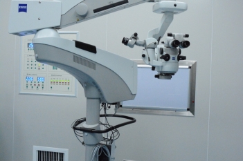 德国蔡司700型眼科手术显微镜