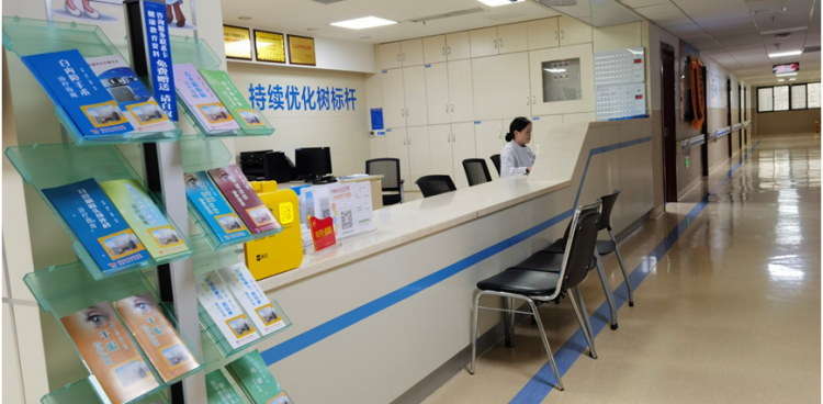 健康科普｜惡心、嘔吐可能是眼科問題？
